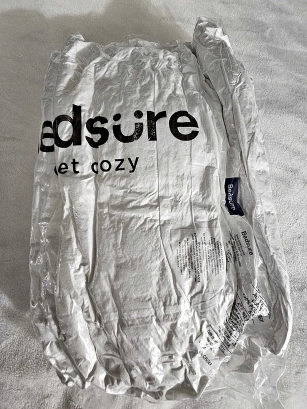 Bedsure Get Cozy Throw/Blanket/Comforter White Bedding King Size 102"x90" Sealed